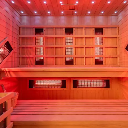 Rawna ロバニスカ