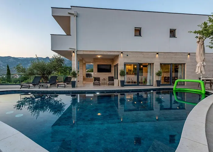 Casa de Férias Rawna Rovanjska